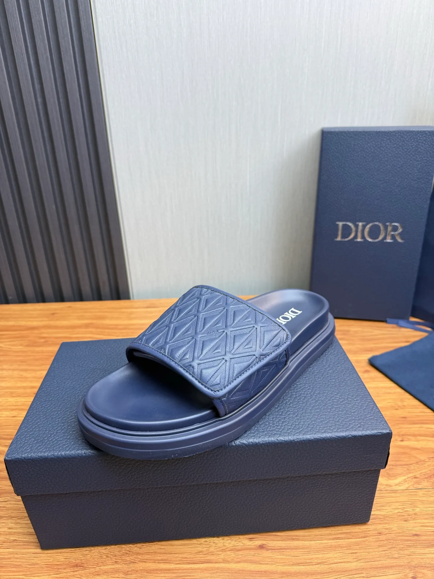 Men's shoes 280💰 Dior. Men's slippers🩴Official website 1:1 production 38-45 yards 45 46 🉑️Customized original material shipped✅
